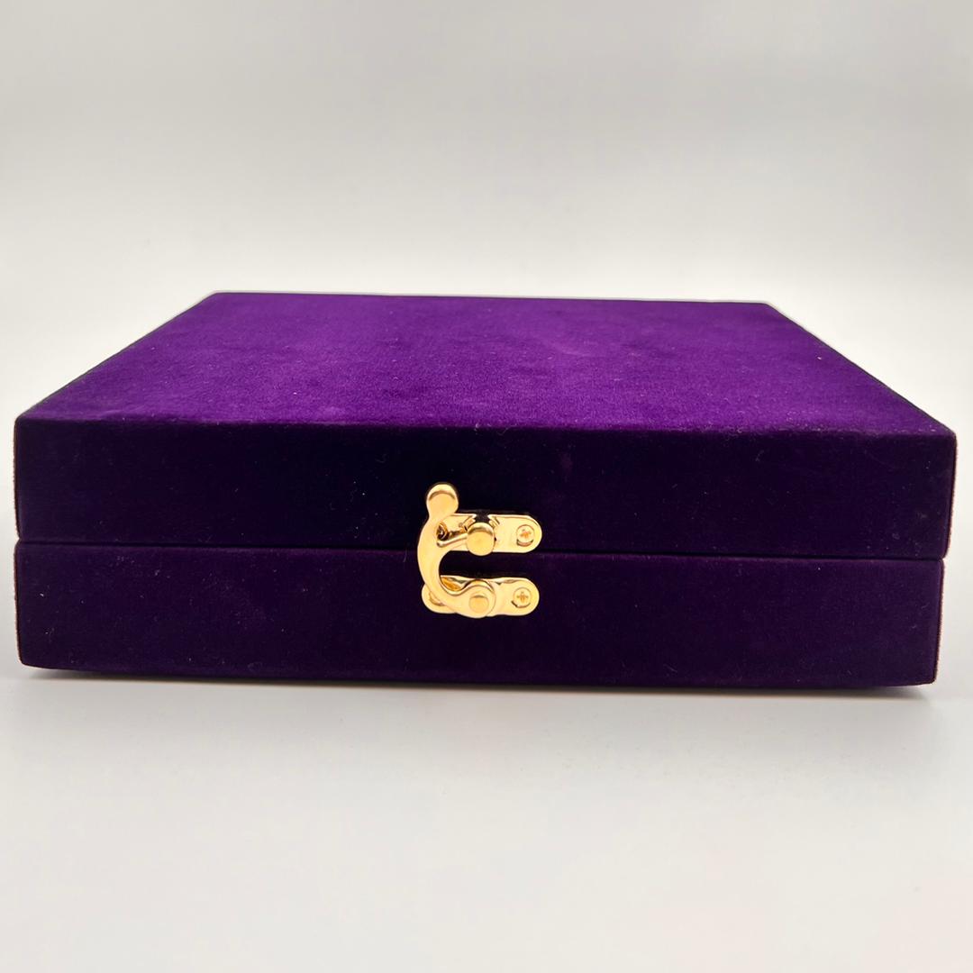 Saffron Encased in a Luxury Velvet Box